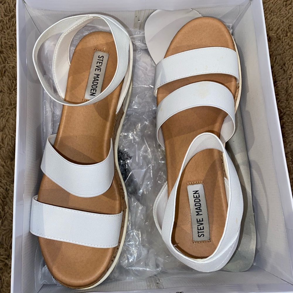 size 9 steve madden strapped sandals